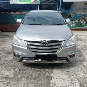 Innova 2.5 G Diesel